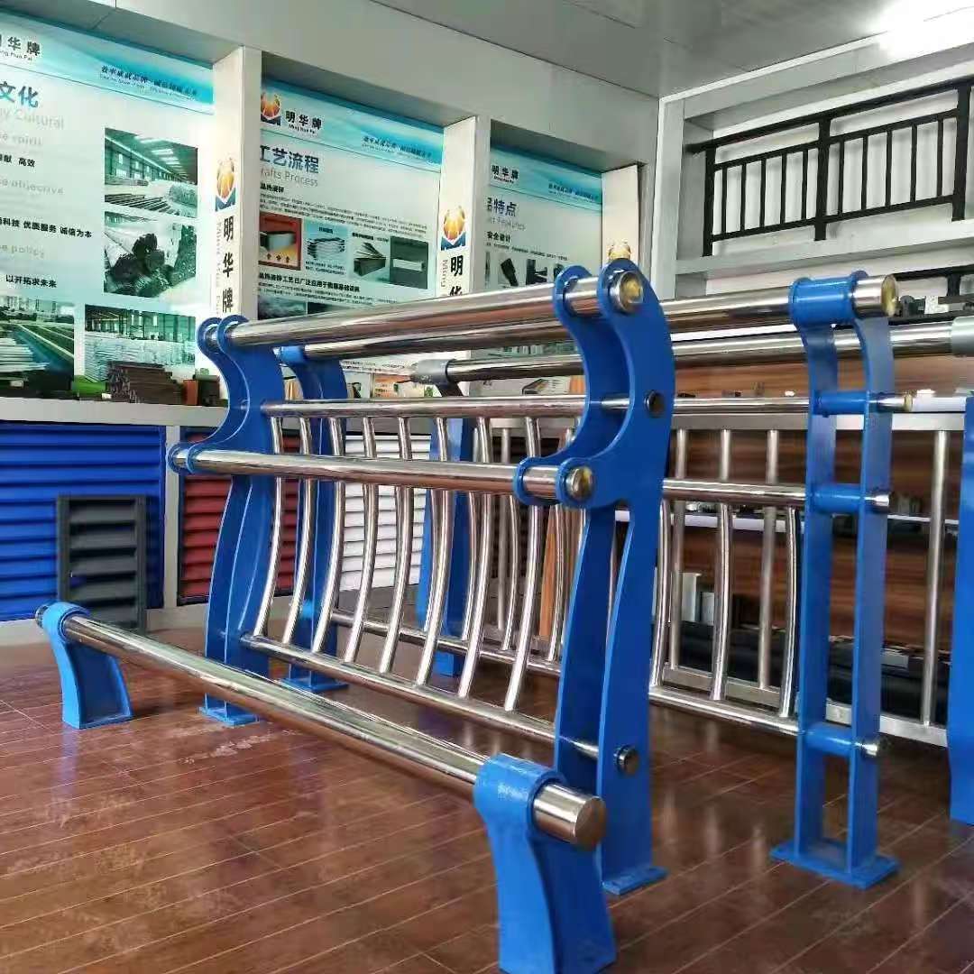 鹤岗市灯光护栏桥梁护栏 - 哪里好